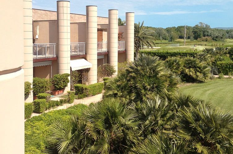 Appartement Cosmopolitan Golf (TIR280)