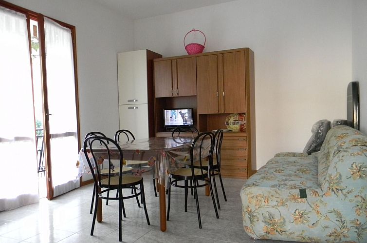Appartement Wohnung mit Garten, Grill und Terrasse