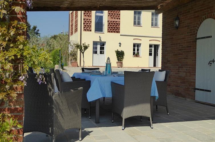 Vakantiehuis Anwesen "Villa Cerine" mit eigenem Pool