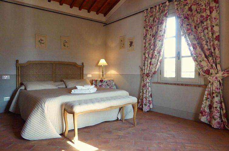 Vakantiehuis Anwesen "Villa Cerine" mit eigenem Pool