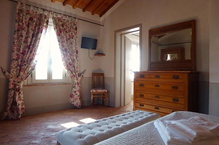 Vakantiehuis Anwesen "Villa Cerine" mit eigenem Pool