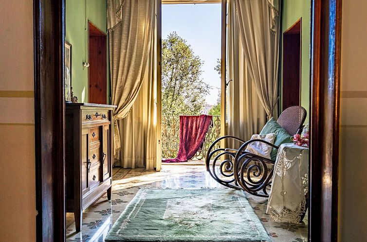 Vakantiehuis Villa mit Garten und privatem Pool