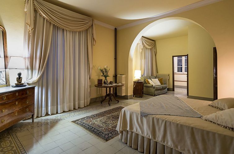 Vakantiehuis Villa mit Garten und privatem Pool