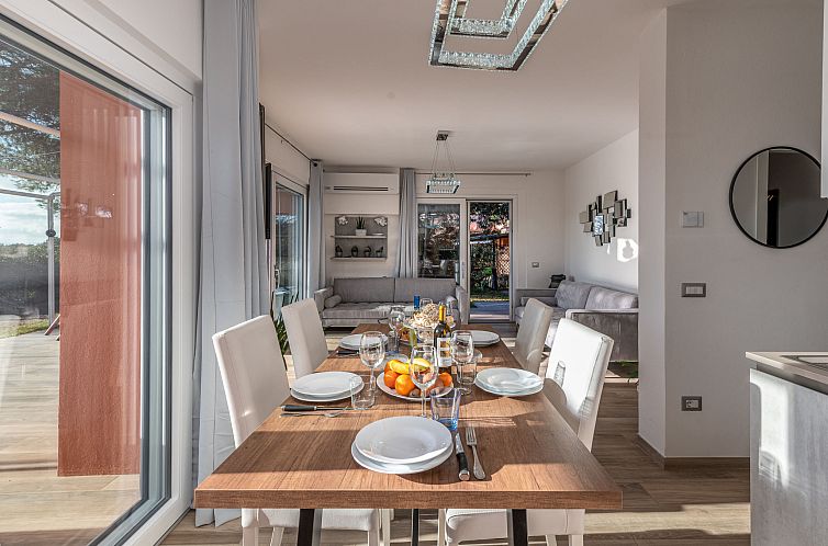 Vakantiehuis Villa Marzia Mare & Golf