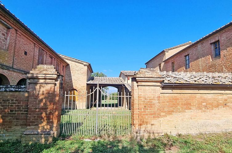 Guest house 09519511 - Holiday property Tuscany / Elba - Vrijstaande woning in Buonconvento