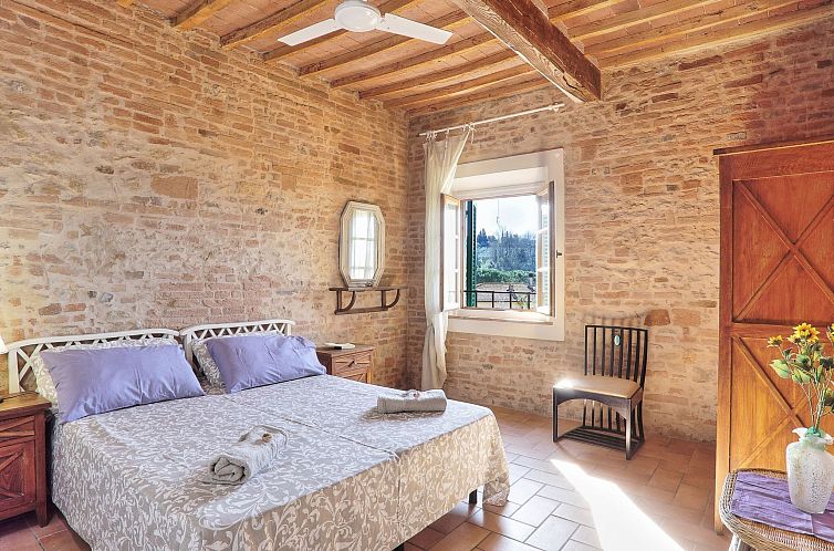 Appartement 'Il Segno' mit Terrasse