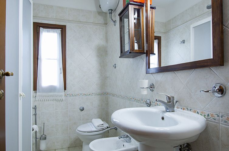 Vakantiehuis Villetta Aia (CET120)