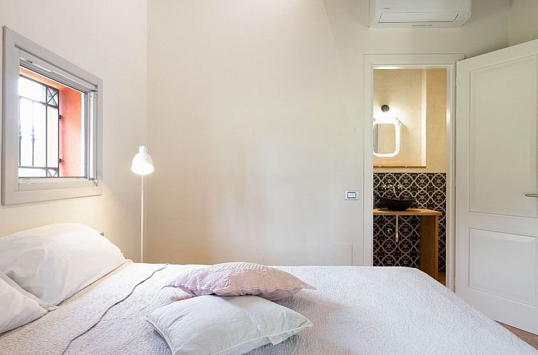 Vakantiehuis "Granaio T4 rota" mit Pool