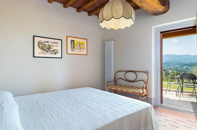 Appartement "Cascia T4 Rota" mit Pool