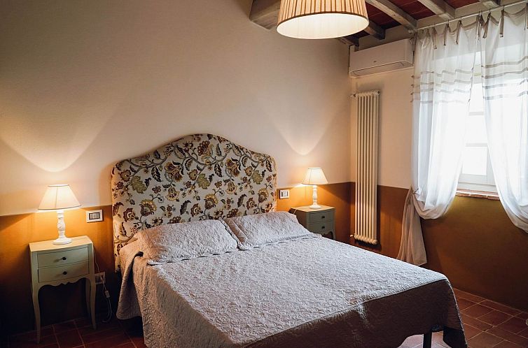 Appartement Wohnung 'Quercia T4 rota' mit Schwimmbad