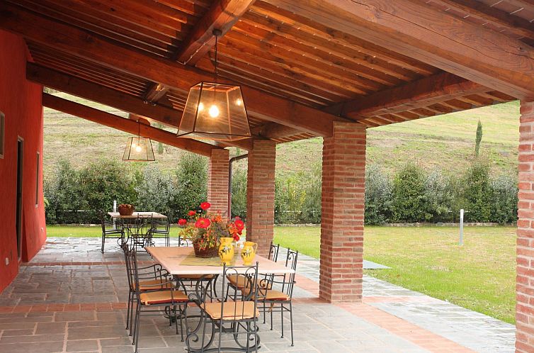 Vakantiehuis Ferienvilla 'Casa Rossa' mit privatem Pool