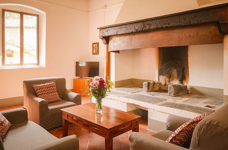 Appartement Geräumige Wohnung mit 3 Schlafzimmern und 3 Bä