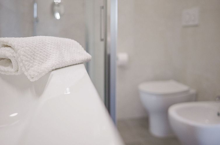 Appartement Geräumige Wohnung mit 3 Schlafzimmern und 3 Bä