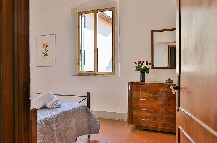 Appartement Geräumige Wohnung mit 3 Schlafzimmern und 3 Bä