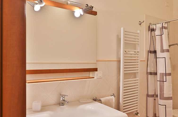 Appartement 1-Schlafzimmer-Wohnung, die für Rollstuhlfahrer