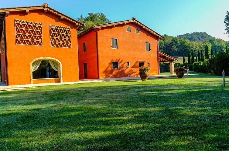 Vakantiehuis Villa mit privatem Pool und Wellnessbereich