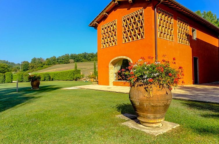 Vakantiehuis Villa mit privatem Pool und Wellnessbereich