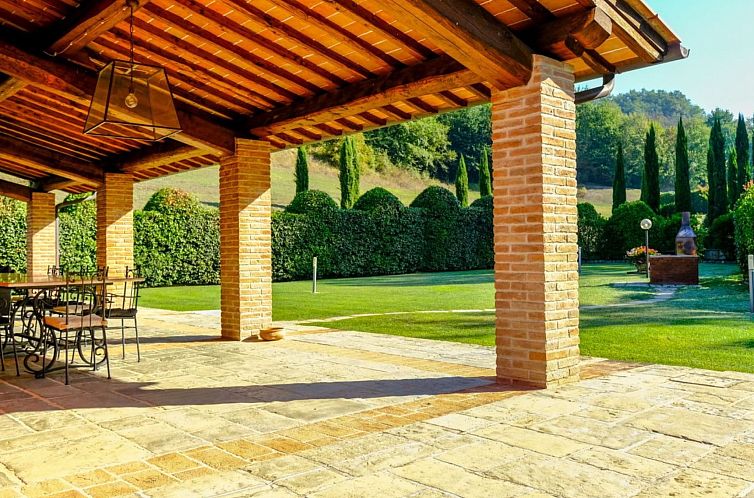 Vakantiehuis Villa mit privatem Pool und Wellnessbereich