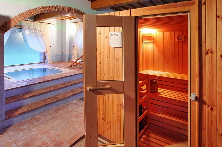 Vakantiehuis Villa mit privatem Pool und Wellnessbereich