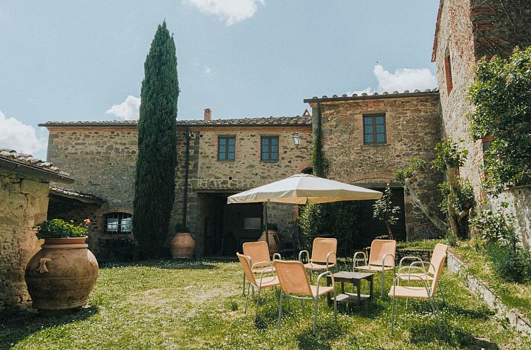 Appartement 'Tommaso' mit Schwimmbad