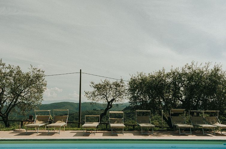 Appartement 'Tommaso' mit Schwimmbad