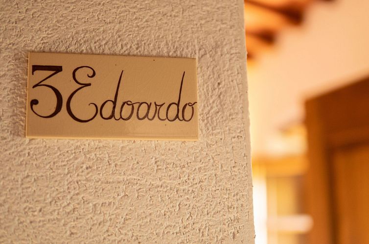 Appartement Edoardo' Ferienwohnung mit Pool