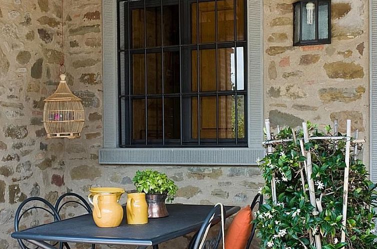 Appartement Wohnung in Bucine mit Großem Garten
