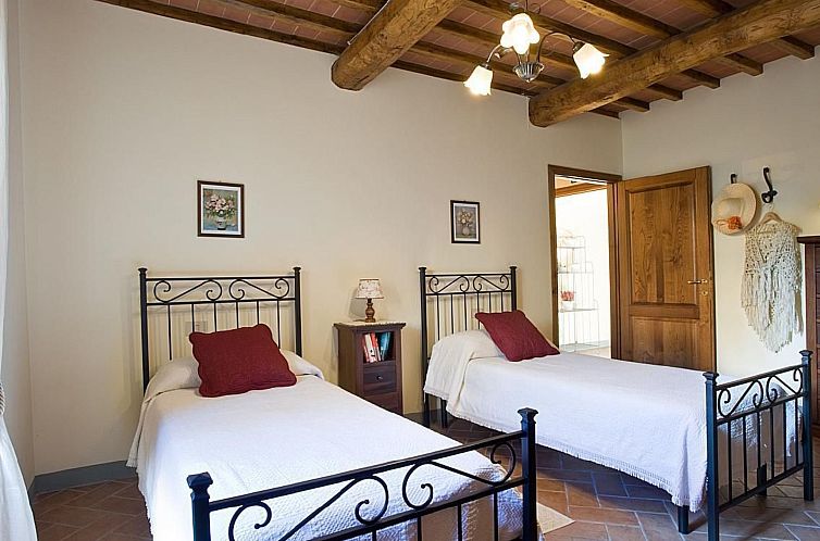 Appartement Wohnung in Bucine mit Großem Garten