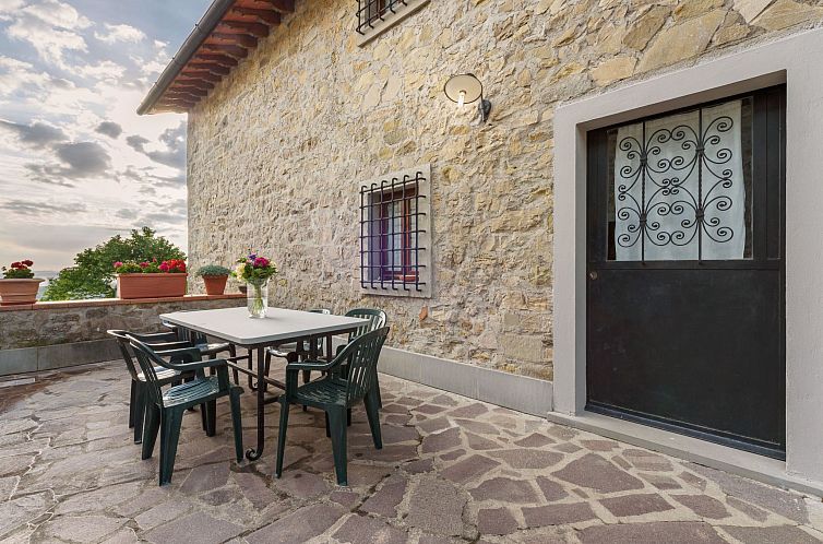 Appartement 'Gianna' mit Terrasse