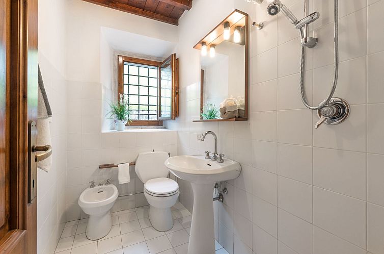 Appartement 'Giulia' mit Terrasse