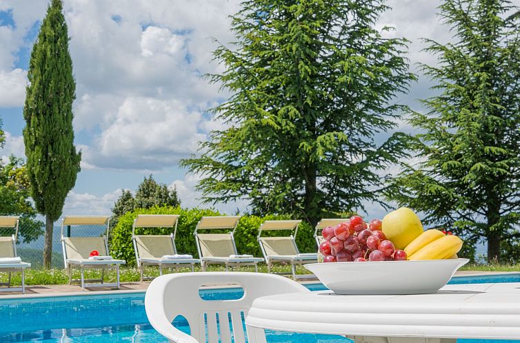 Appartement 'Giulia' mit Terrasse