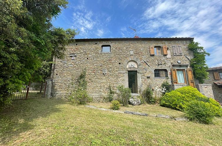 Vrijstaande woning in Pescia