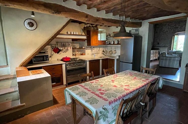 Vrijstaande woning in Pescia