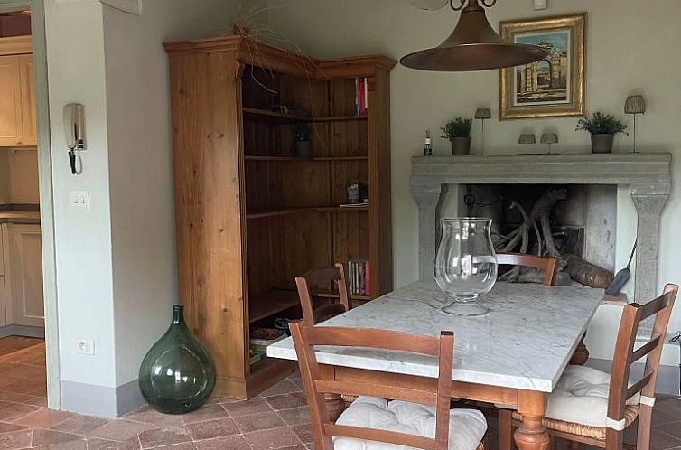 Vrijstaande woning in Pescia