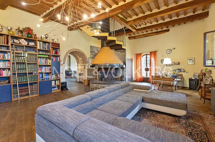 Vrijstaande woning in Poggibonsi