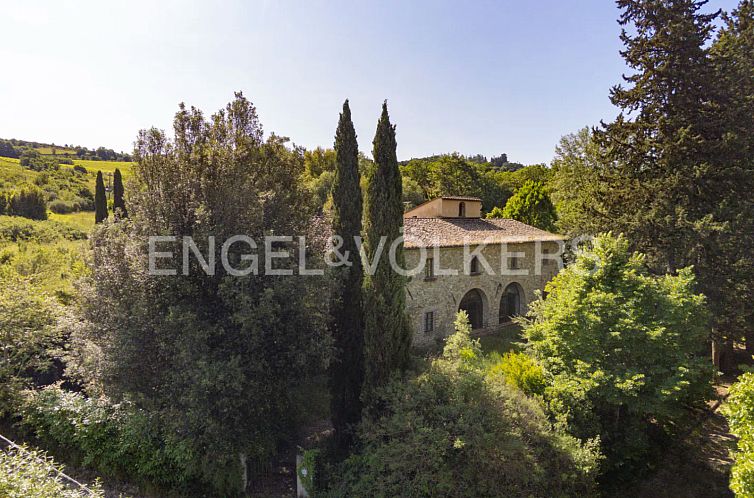 Vrijstaande woning in Poggibonsi