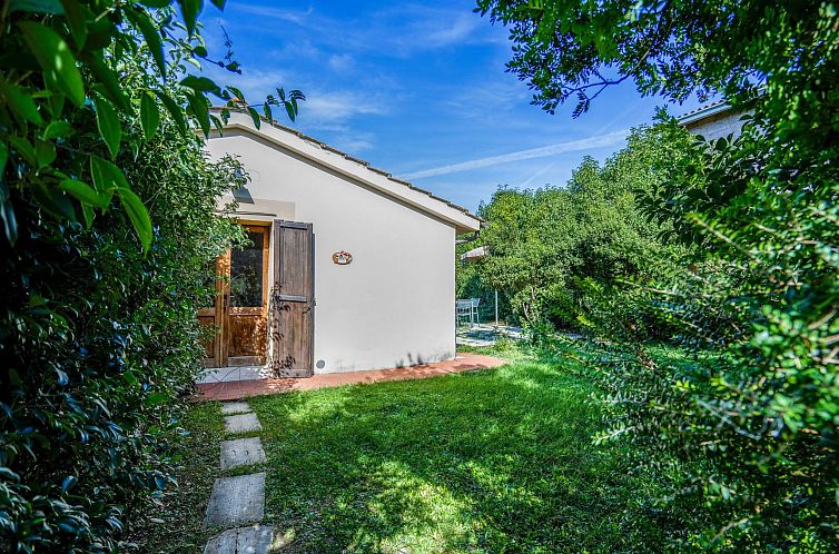 Appartement Wohnung 'Molinello pini' mit Schwimmbad