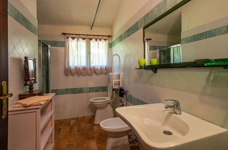 Appartement Wohnung 'Molinello pini' mit Schwimmbad