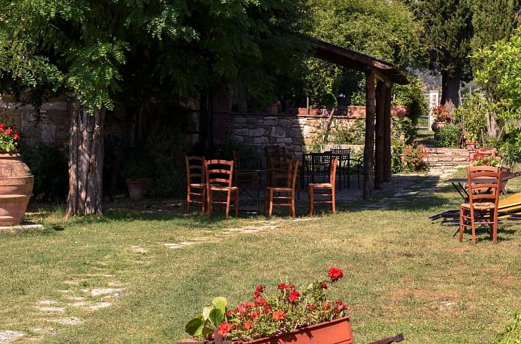 Appartement Wohnung 'Molinello pini' mit Schwimmbad