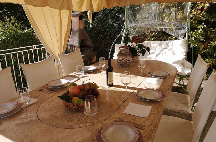 Appartement Villa Il Cipresso bei Holiday World