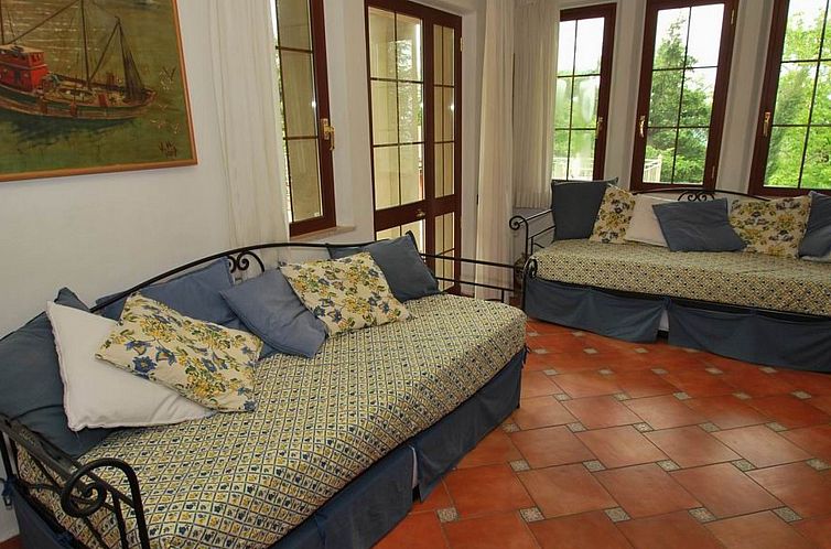 Vakantiehuis Villa 'Castagno' mit Pool