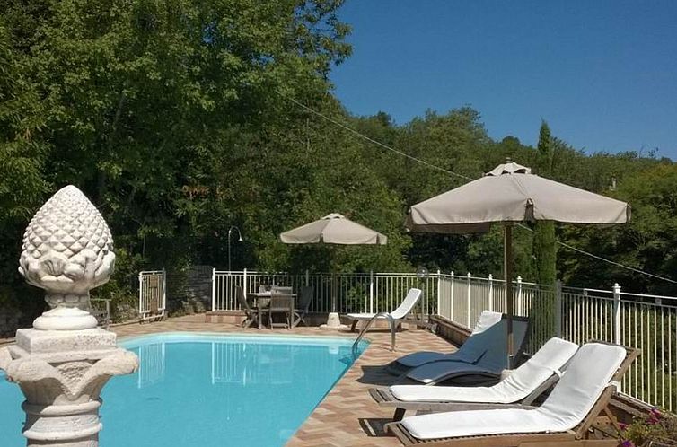 Vakantiehuis Villa 'Castagno' mit Pool