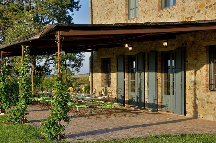 Vakantiehuis Ferienvilla 'Girasole Leccino'