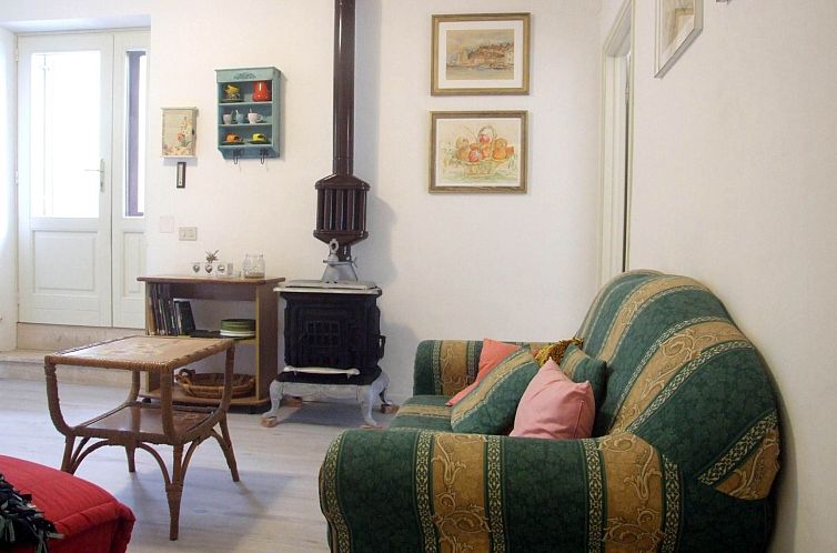 Appartement Rosa Peonia' Wohnung mit Terrasse