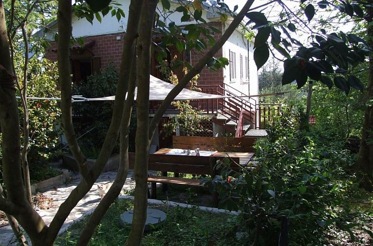 Appartement Rosa Peonia' Wohnung mit Terrasse