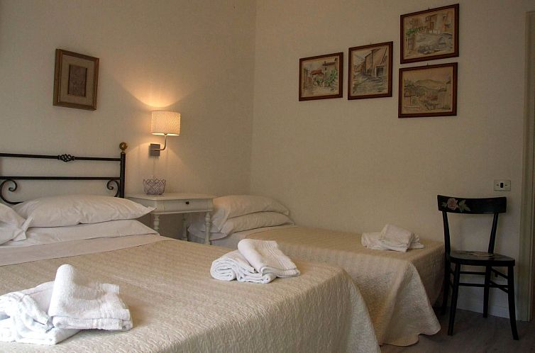 Appartement Rosa Peonia' Wohnung mit Terrasse