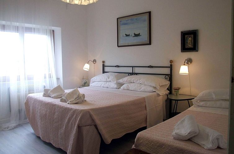Appartement Rosa Peonia' Wohnung mit Terrasse