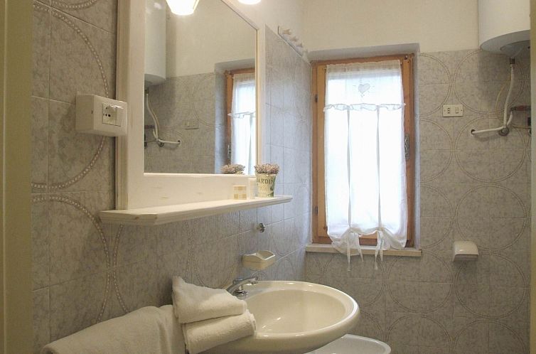 Appartement Rosa Peonia' Wohnung mit Terrasse