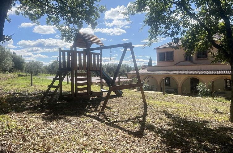 Vakantiehuis Villa mit privatem Pool in der Nähe von Bolghe