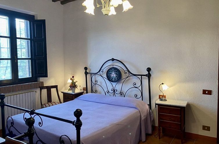 Vakantiehuis Villa mit privatem Pool in der Nähe von Bolghe